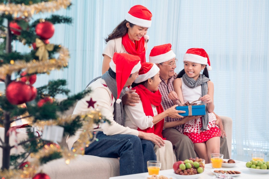 kumpul-keluarga-saat-perayaan-natal-jadi-lebih-nya-1120x_
