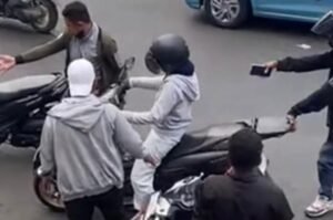 aksi-debt-collector-akjpg-20251019015932