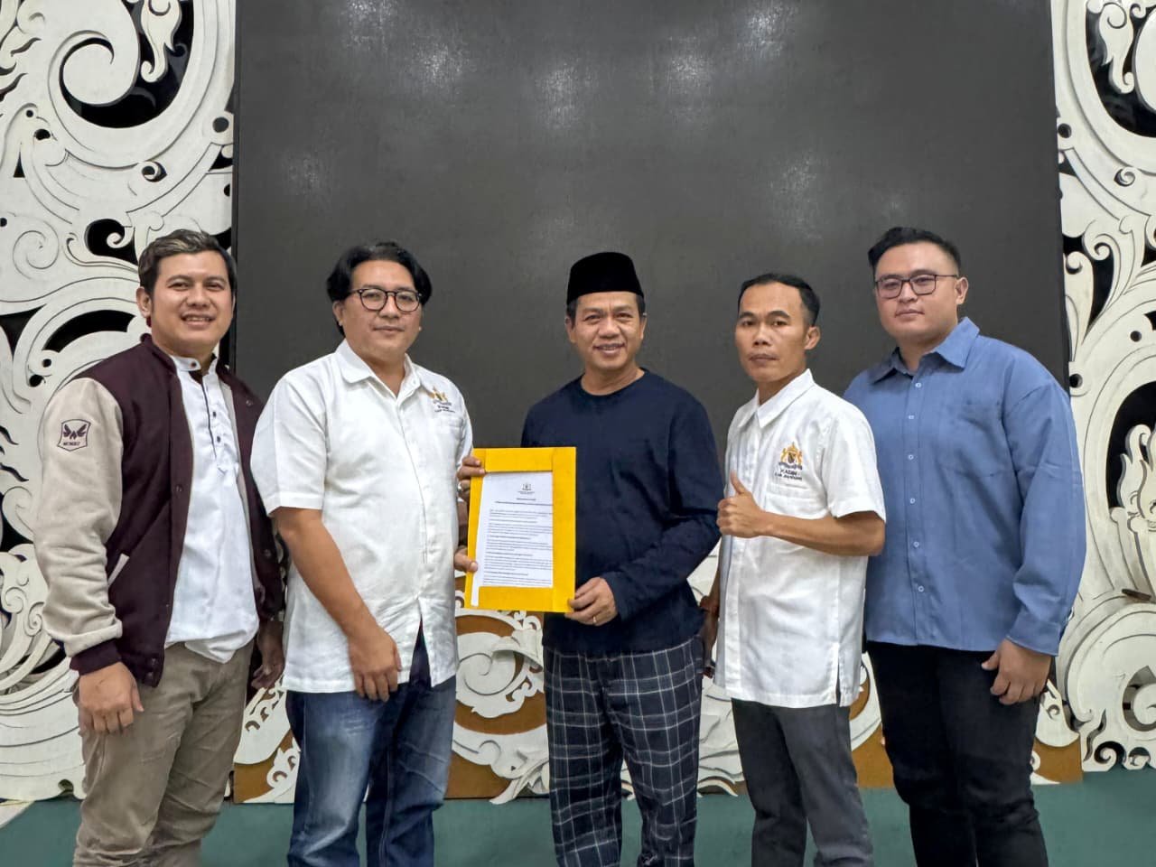 4efdc3ee-6cd3-4a12-8b24-517905544c0b